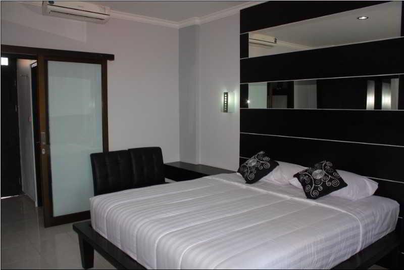 Arya Hotel & Spa Kuta Lombok Esterno foto