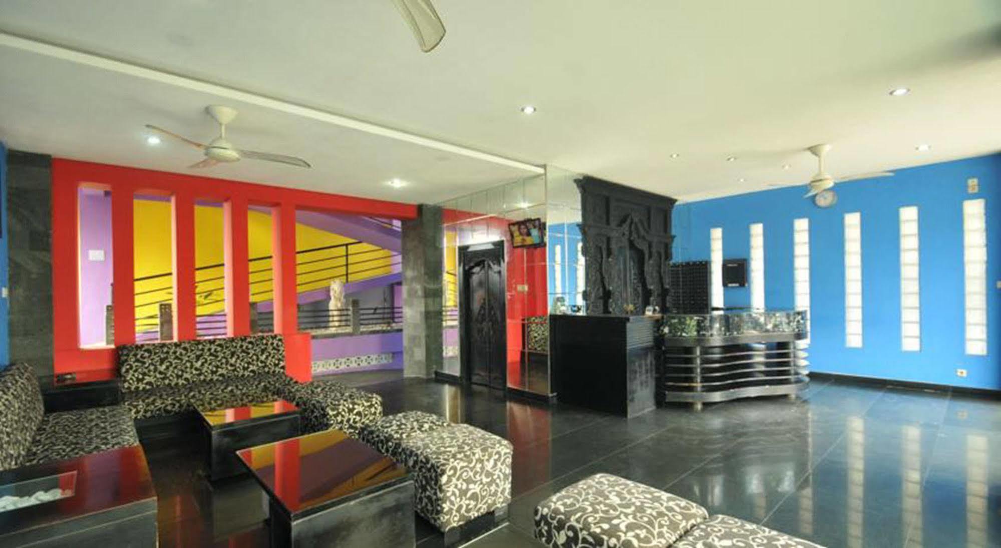 Arya Hotel & Spa Kuta Lombok Esterno foto